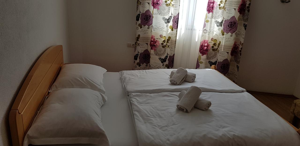 ホテル Pansion Bojic Međugorje エクステリア 写真