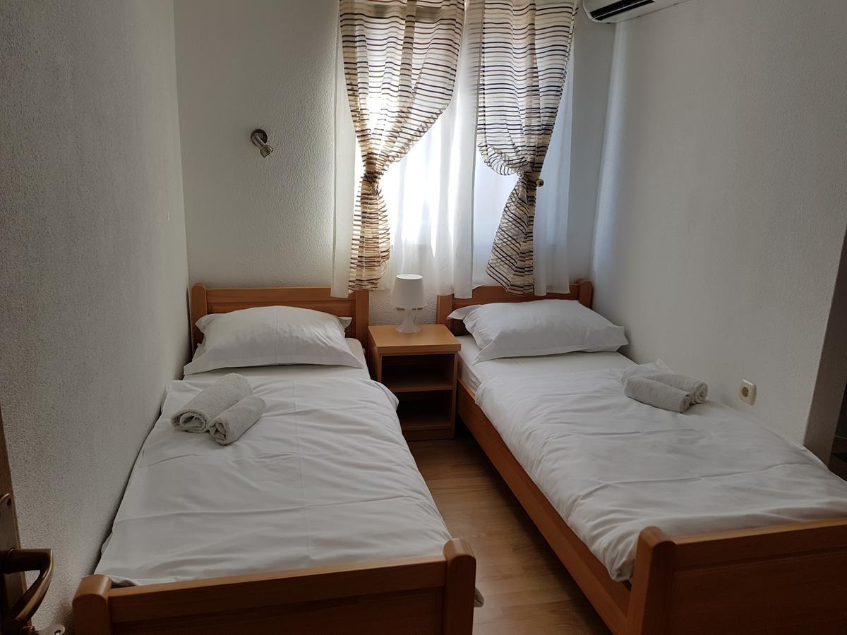 ホテル Pansion Bojic Međugorje エクステリア 写真